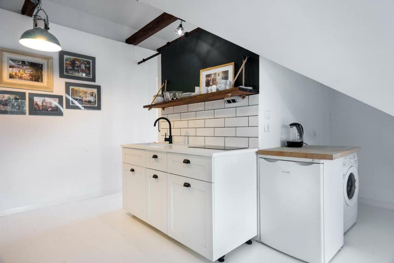Apartament Z Widokiem Na Klasztor Privatunterkunft