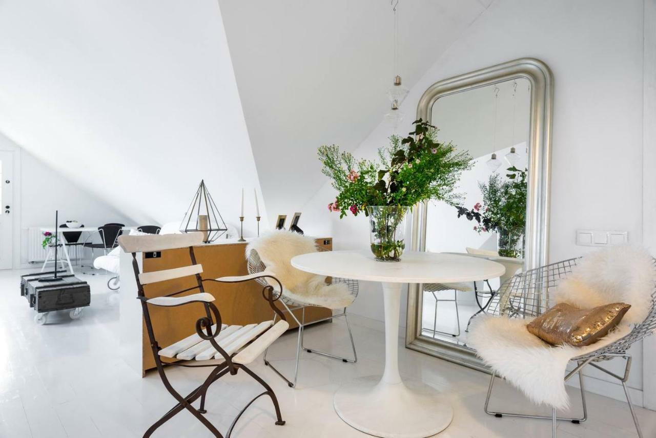 Apartament Z Widokiem Na Klasztor Privatunterkunft