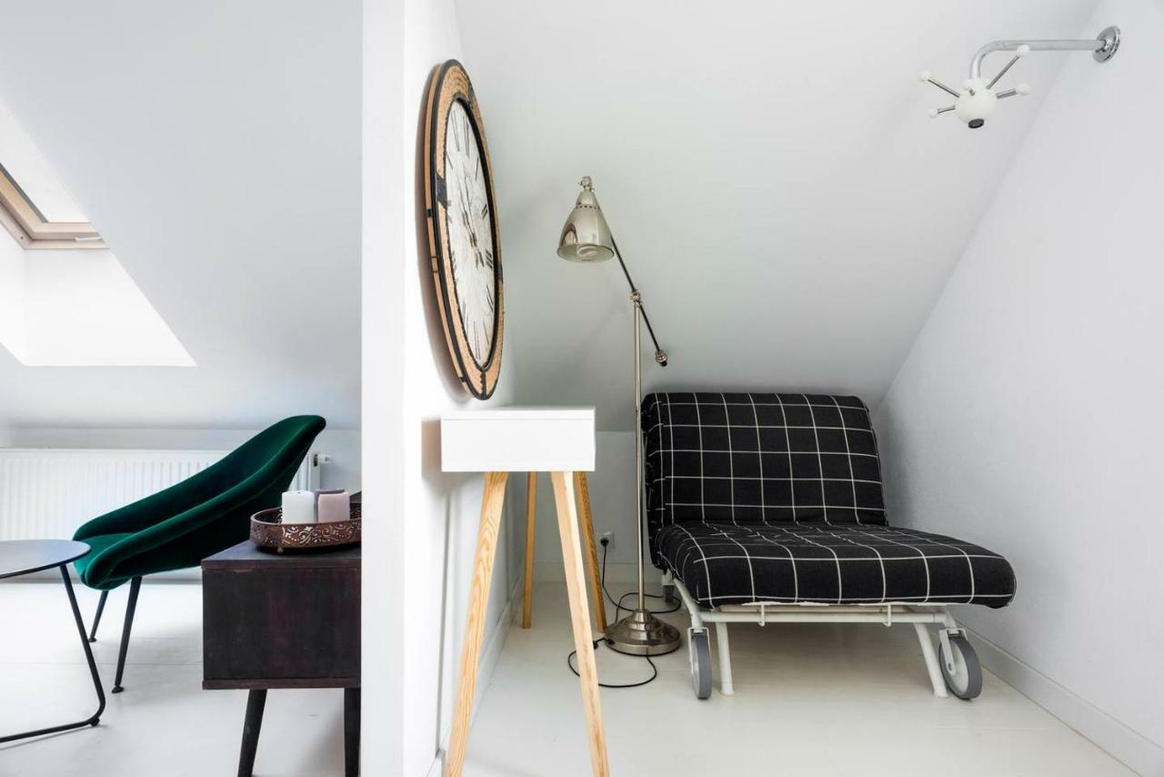 Apartament Z Widokiem Na Klasztor Privatunterkunft Krakau